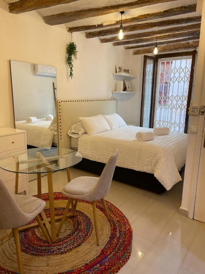 La Curiosa Del Casc Antic Apartment Tarragona Ngoại thất bức ảnh