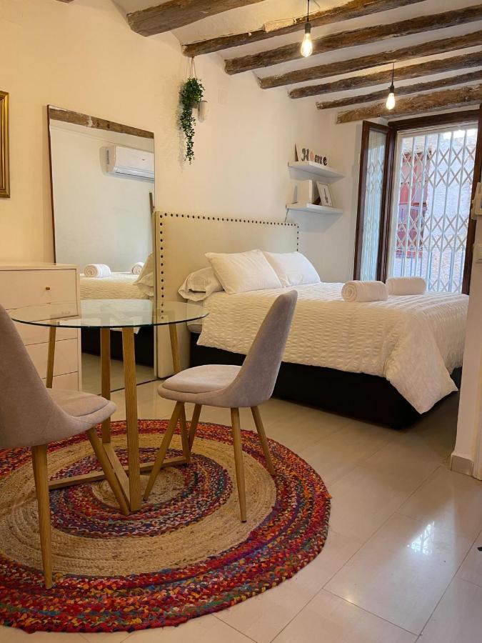La Curiosa Del Casc Antic Apartment Tarragona Ngoại thất bức ảnh